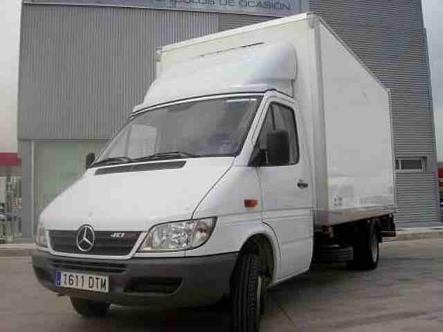 16.000 € +IVA
-MERCEDES-SPRINTER 413 CDI-Furgoneta_Otros_Tipos